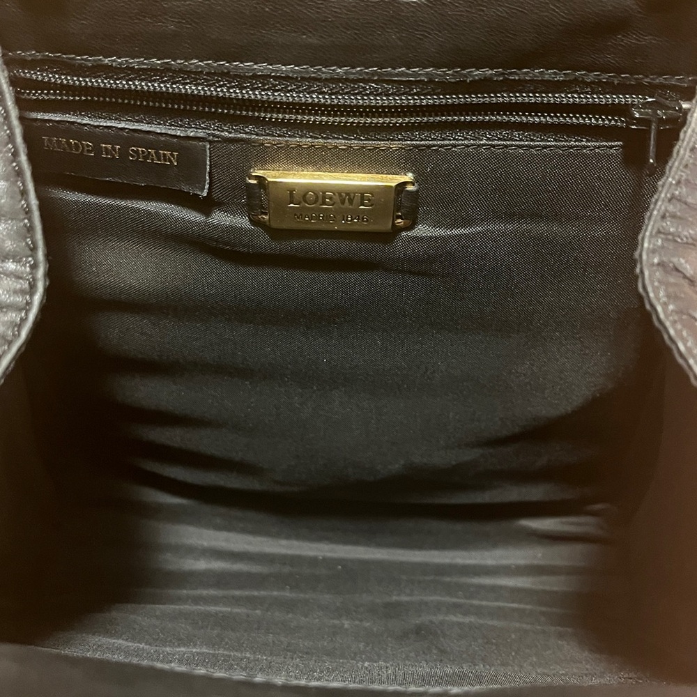 Loewe Black Structured Shoulder Bag - Picture 2 of 2